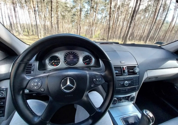 Mercedes-Benz Klasa C cena 30700 przebieg: 248000, rok produkcji 2008 z Połaniec małe 121